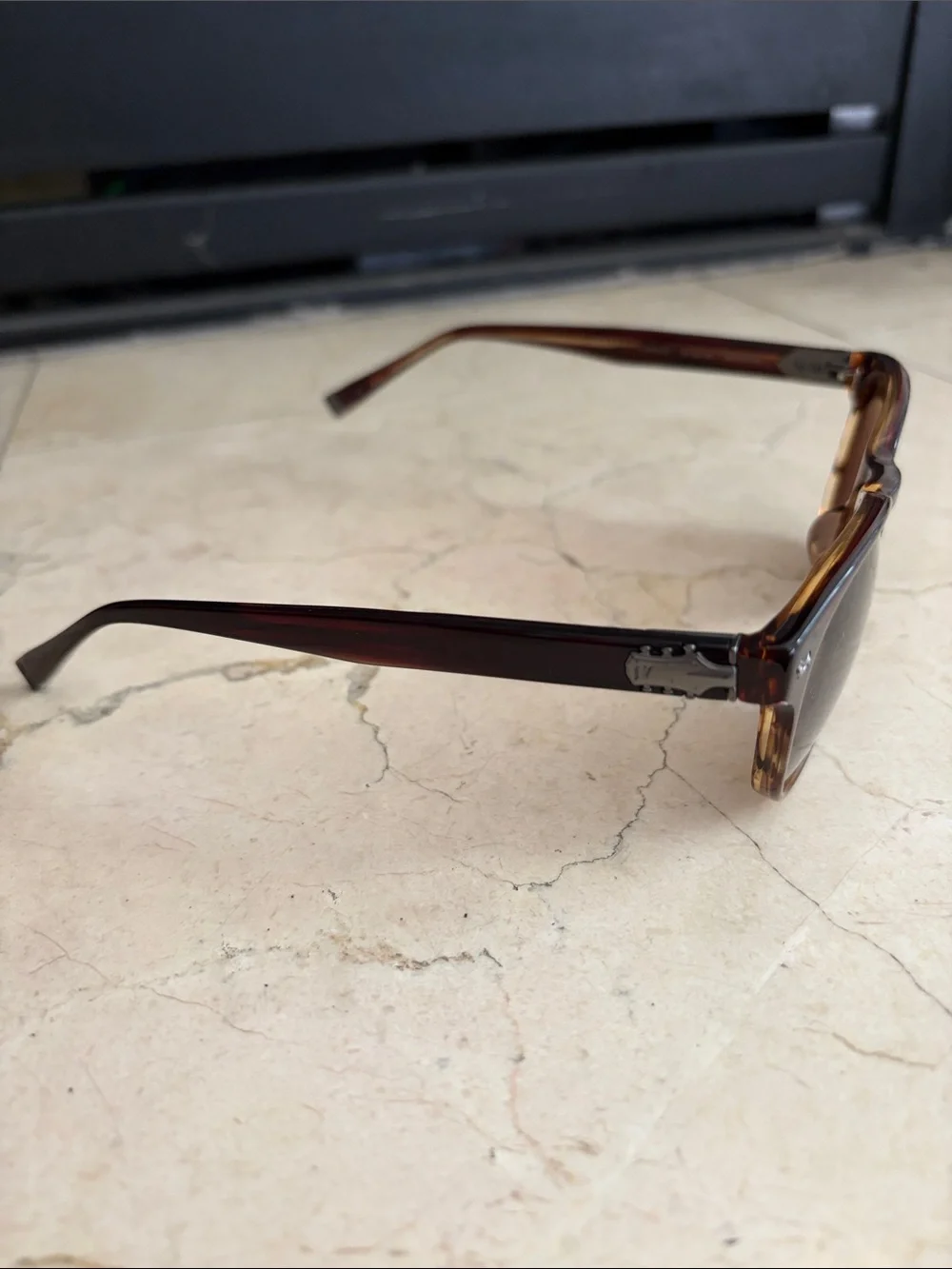 John Varvatos Brown Tortoiseshell Men's Sunglasses - Classic Round Frame
